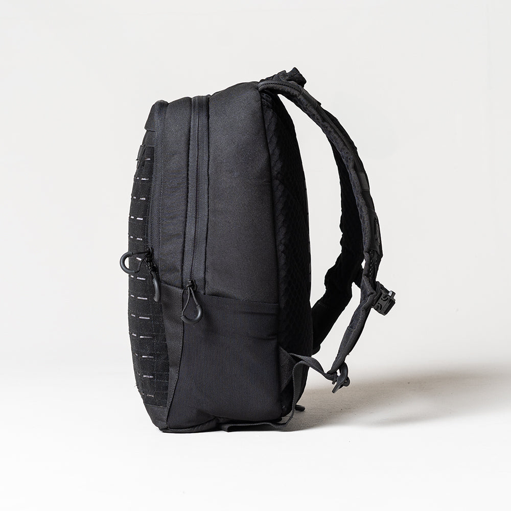 MOCHILA INVICTUS CITIZEN - PRETO